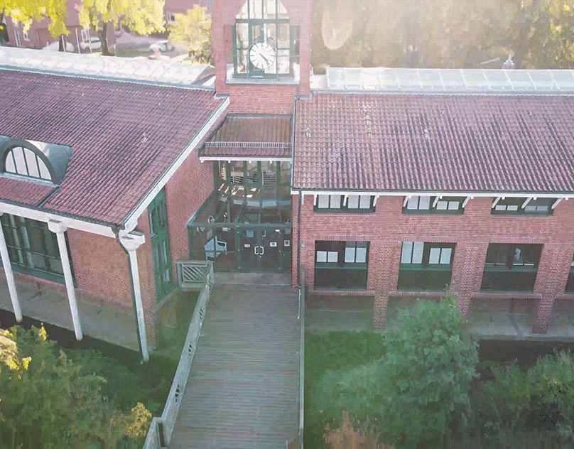 Town-Hall-Isenbuettel